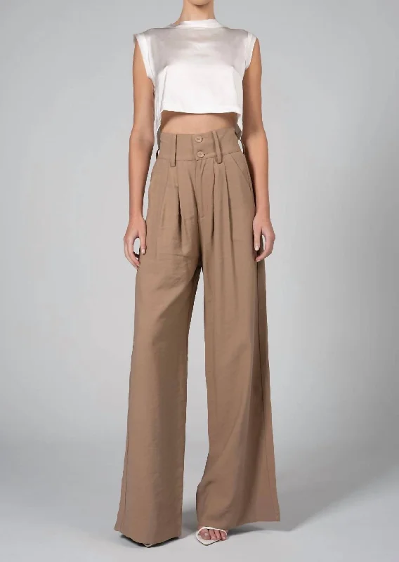 Mel Crop Top In Ivory Fleece Nylon Spandex