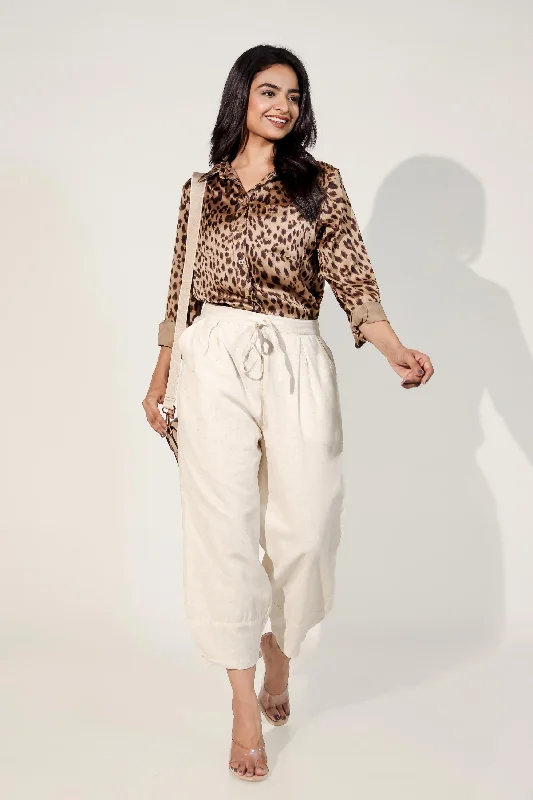 Off white Women's Regular-Fit Trousers Trousers Essential Wardrobe