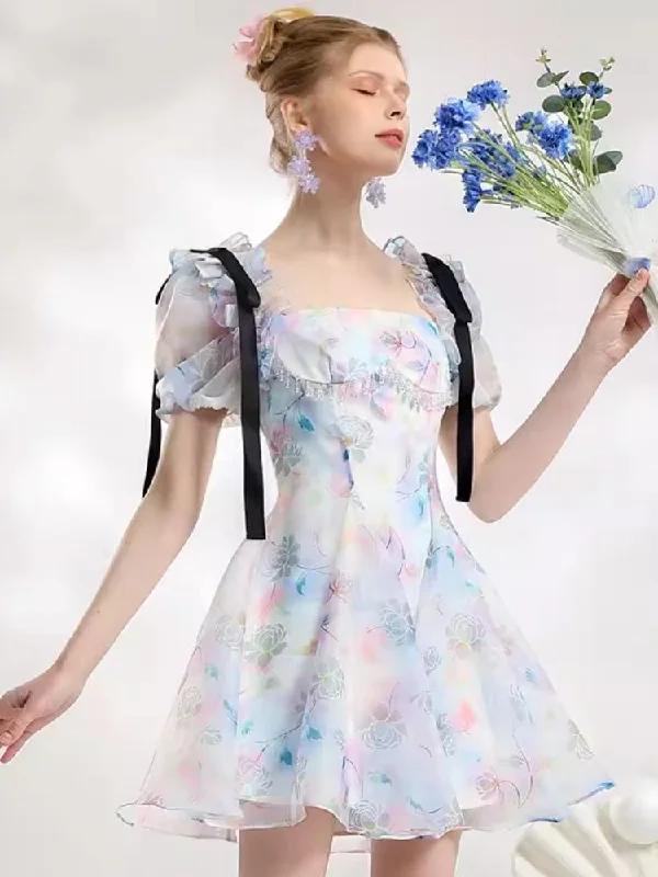 Bow fluttering floral dress【s0000007292】 Crew Neckline Sporty