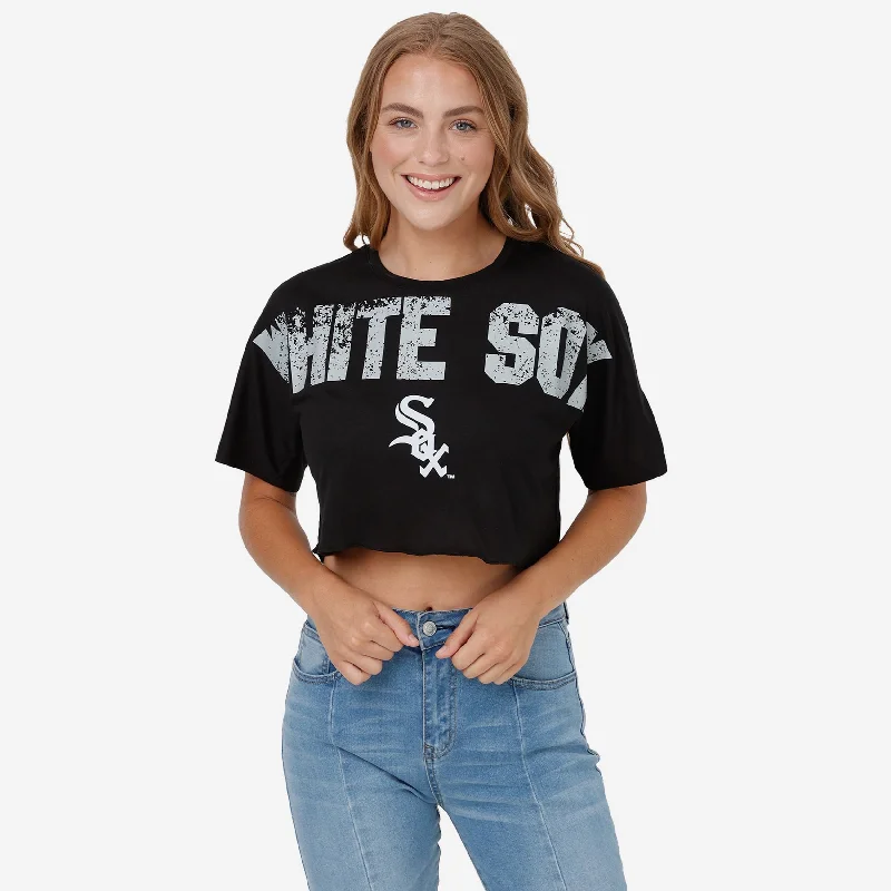 Chicago White Sox Womens Petite Distressed Wordmark Crop Top Welt Pockets Slit Pockets Flap Pockets