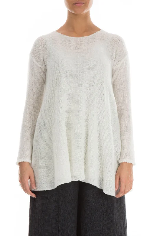 Flowy White Wool Sweater Elegant Classic Vintage