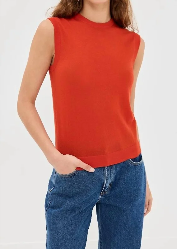 Skinlike Mercerized Wool Sleeveless Sweater In Red Ribbed Striped Patterned