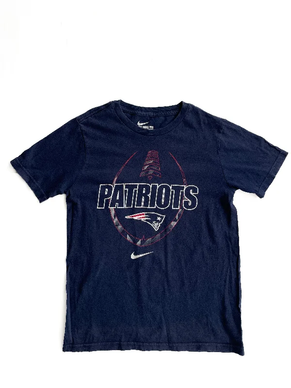 Nike patriots tshirt (10-12Y) Basic T-Shirt Crew Neck Short Sleeve